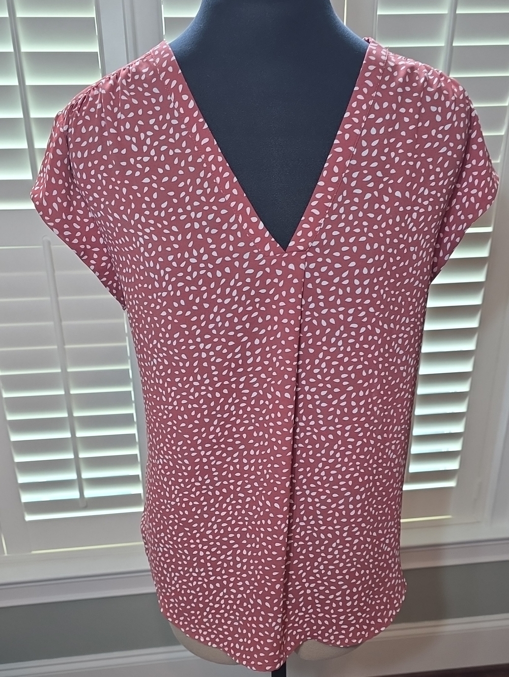 Fun2fun V-Neck Dusty Rose Cap Sleeve Blouse